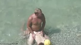 Різдвяна анальна мам ...