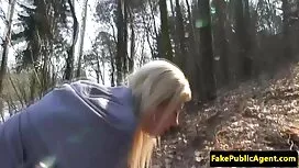 Він парнуха з мамою  ...